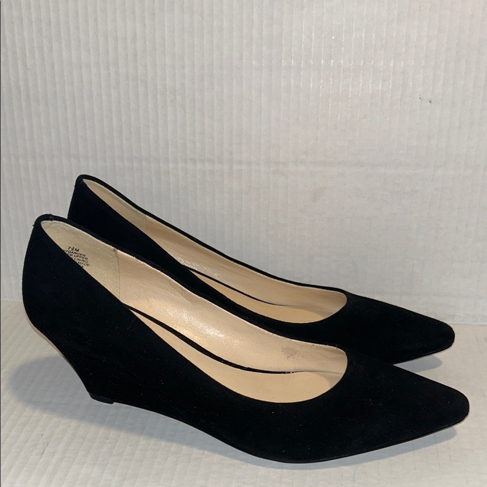 Nine West Garcen Matte Black Suede Wedge Leather Heels Size 7.5 M